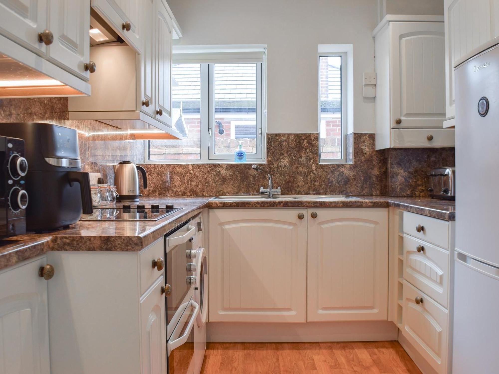 Commonside Cottage Литам Сент Аннс Екстериор снимка